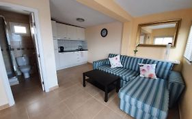 Palm Villa 1 Bed Apartment Overlooking Golf Course
