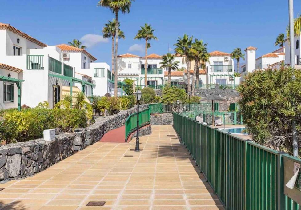 Palm Villa 1 Bed Apartment Overlooking Golf Course San Miguel de Abona Extérieur photo